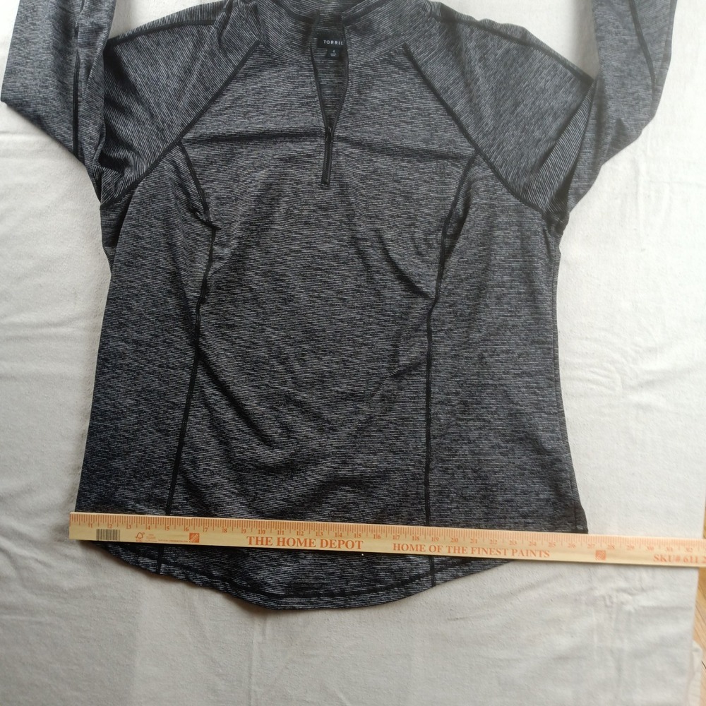 Torrid Womens Active Performance Gray Black 1/4 Zip Pullover Thumbholes - Size 4 - Picture 13 of 14
